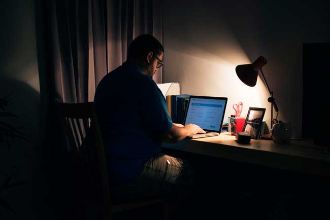 10 Warning Signs Your Work-Life Balance Is Dangerously Out of Whack